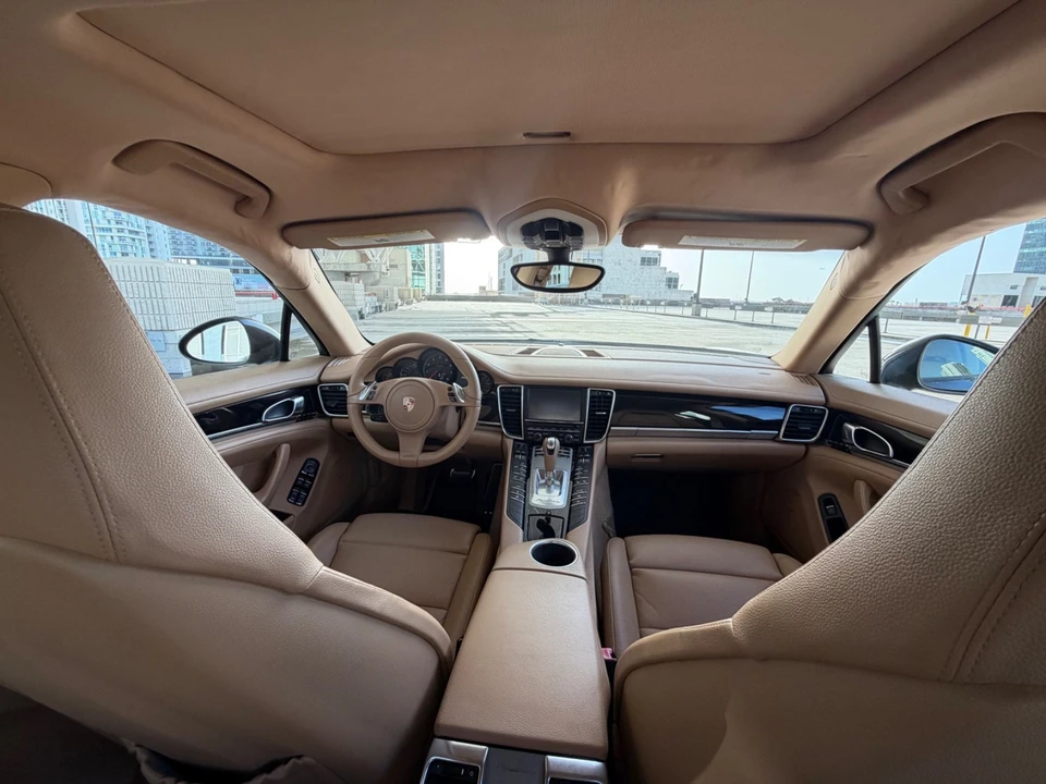 2012 Porsche 970 Panamera - Image 28 of 31
