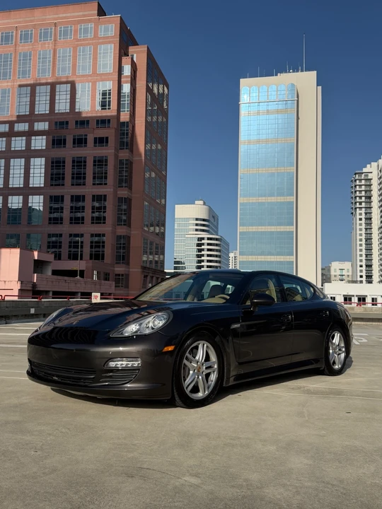 2012 Porsche 970 Panamera - Image 2 of 31