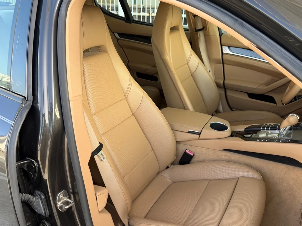2012 Porsche 970 Panamera - Image 20 of 31