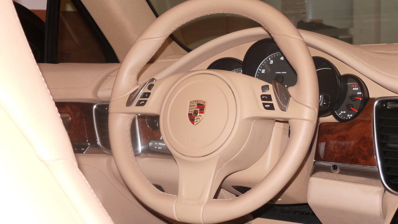 2012 Porsche 970 Panamera - Image 5 of 5