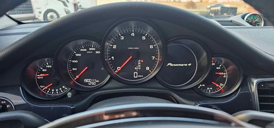 2012 Porsche 970 Panamera - Image 6 of 10