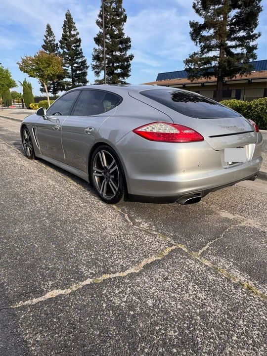 2012 Porsche 970 Panamera - Image 2 of 10