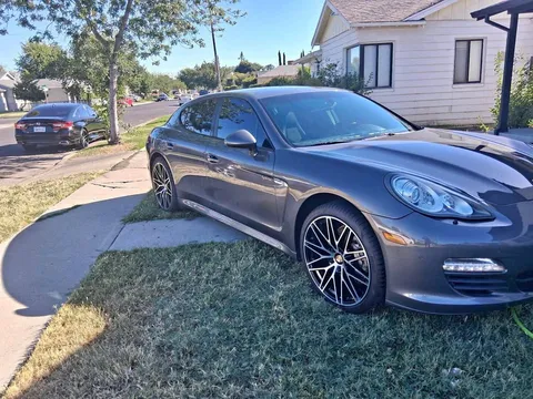 2012 Porsche Panamera 4 E-Hybrid Executive Sedan 4D