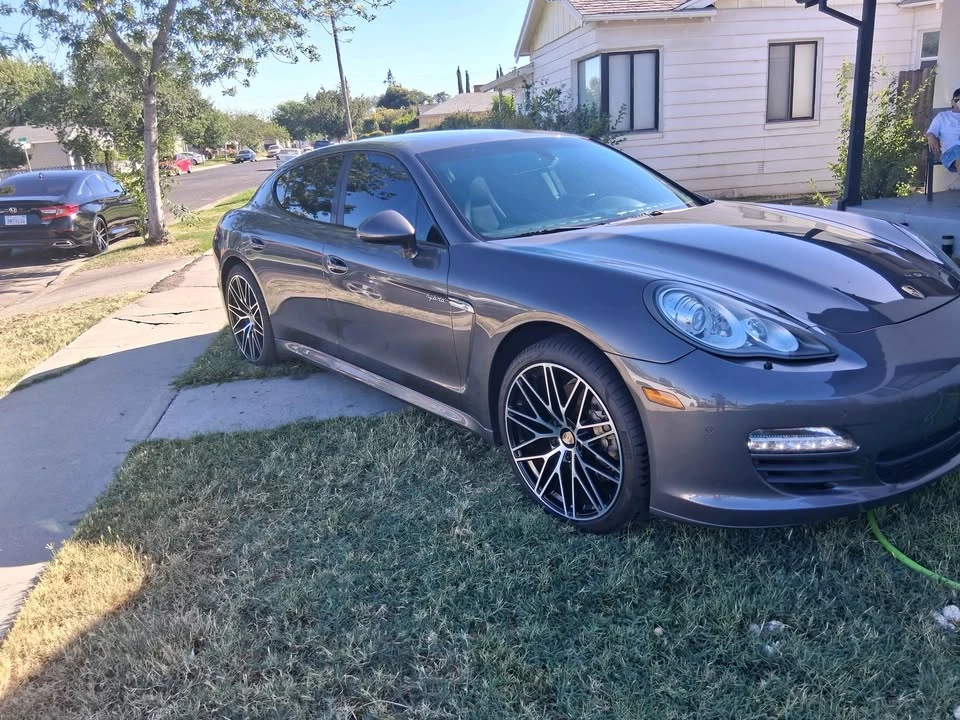 2012 Porsche 970 Panamera S - Image 9 of 12