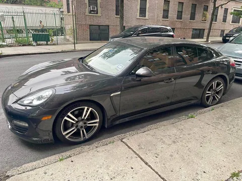 2012 Porsche Panamera 4 Executive Sedan 4D