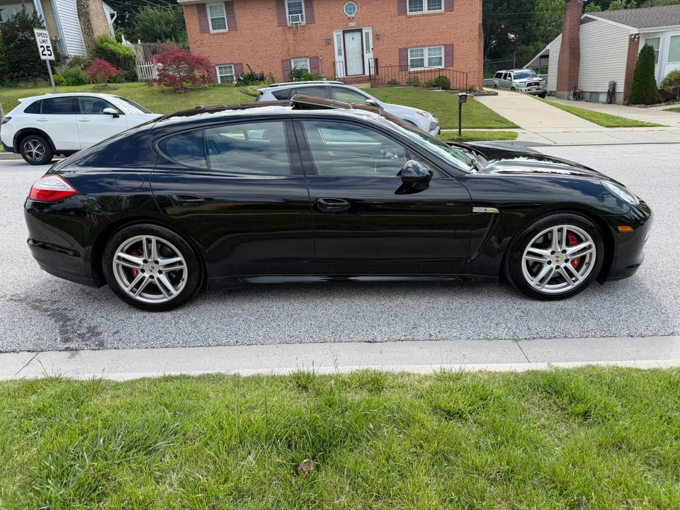 2012 Porsche 970 Panamera - Image 8 of 21