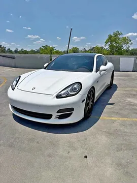 2012 Porsche Panamera 4