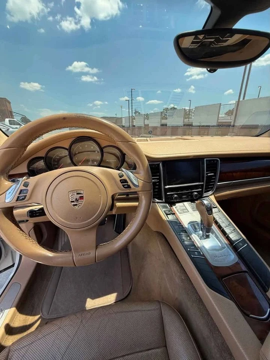 2012 Porsche 970 Panamera - Image 10 of 11
