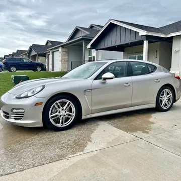 2012 Porsche Panamera 4 Platinum Edition Sedan 4D