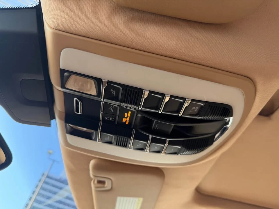 2012 Porsche 970 Panamera - Image 16 of 20