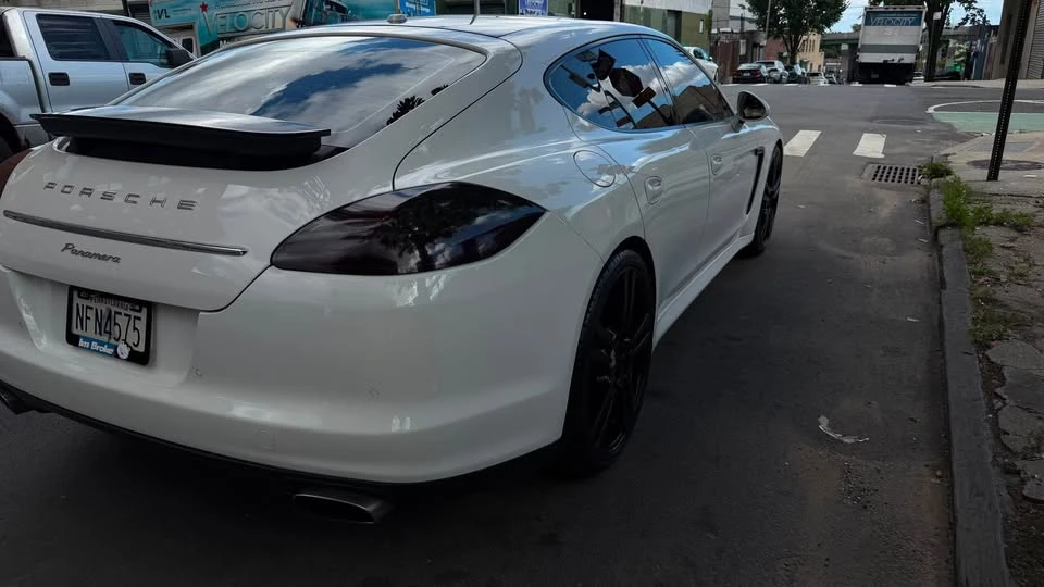 2012 Porsche 970 Panamera - Image 6 of 11