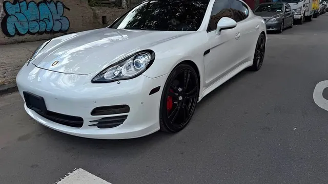2012 Porsche Panamera 4 Platinum Edition Sedan 4D