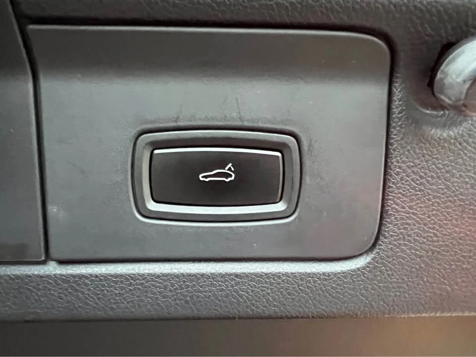 2012 Porsche 970 Panamera - Image 19 of 20