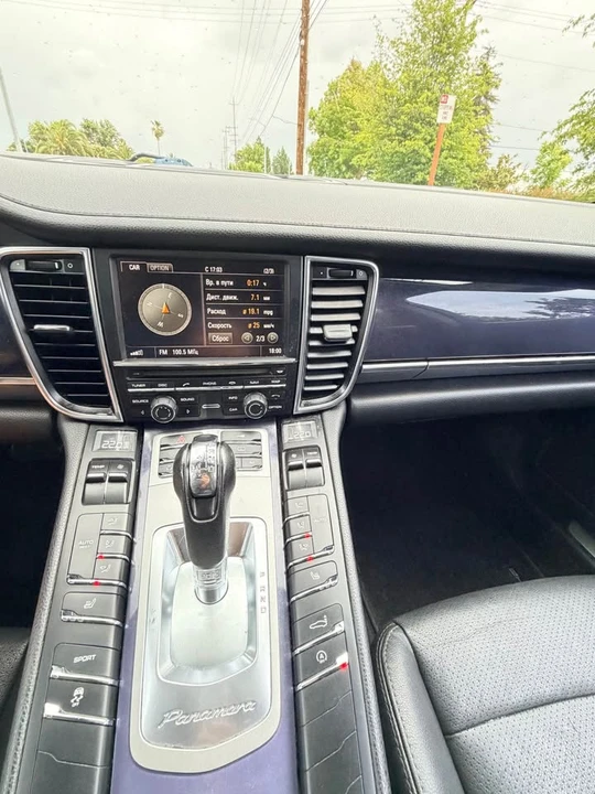 2012 Porsche 970 Panamera - Image 7 of 13