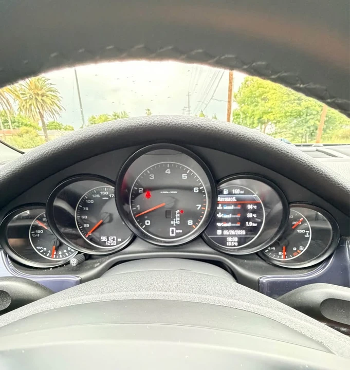 2012 Porsche 970 Panamera - Image 6 of 13