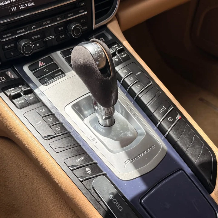 2012 Porsche 970 Panamera - Image 17 of 18