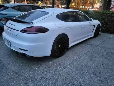 2012 Porsche Panamera 4 Sedan 4D