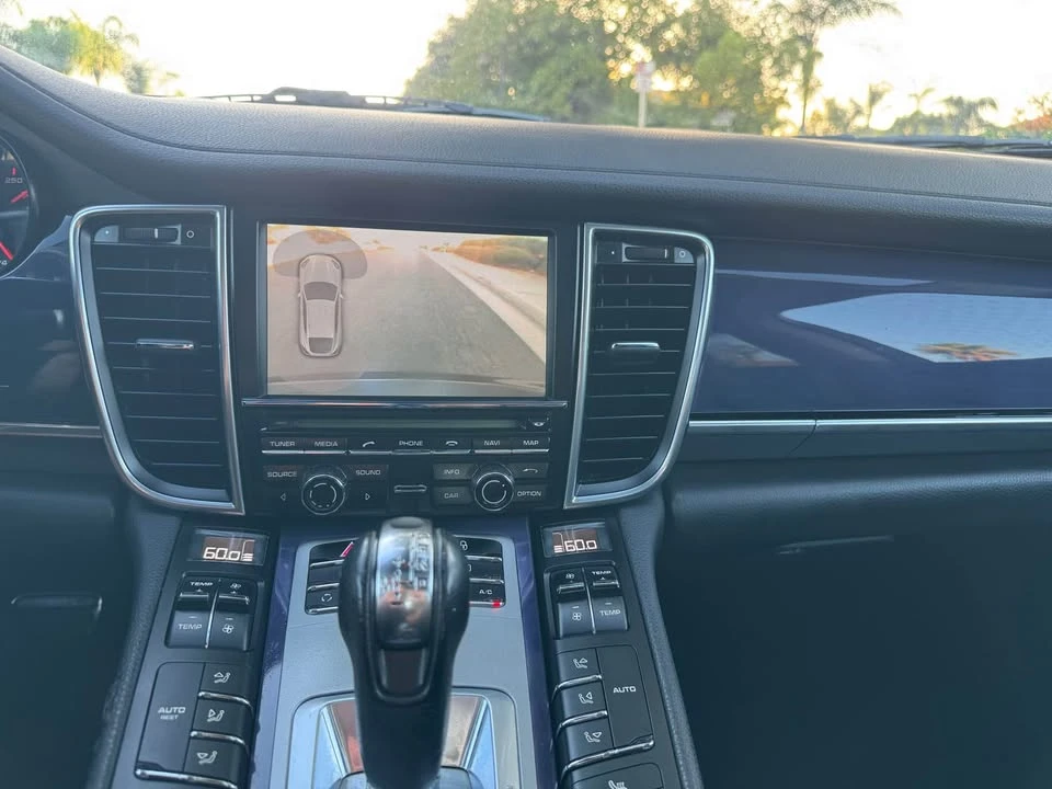 2012 Porsche 970 Panamera - Image 9 of 12