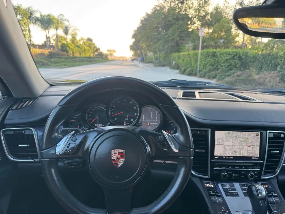 2012 Porsche 970 Panamera - Image 10 of 12
