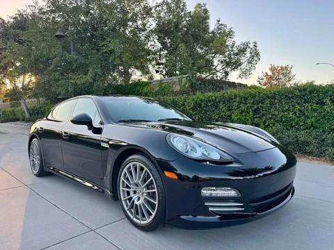 2012 Porsche Panamera 4 Sedan 4D