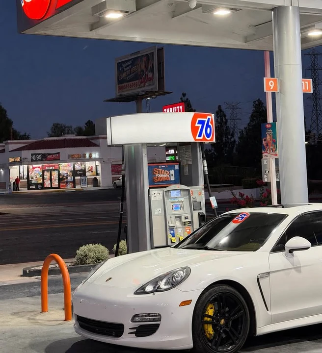 2012 Porsche 970 Panamera - Image 8 of 8
