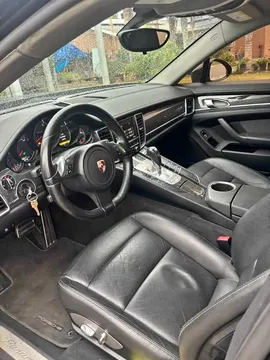 2012 Porsche Panamera 4 Sedan 4D