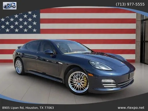2012 Porsche Panamera 4 Sedan 4D