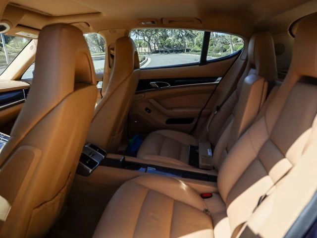 2012 Porsche 970 Panamera - Image 26 of 31