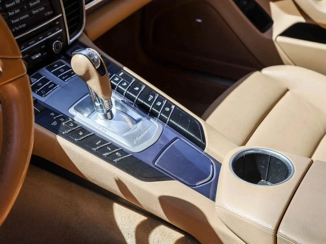 2012 Porsche 970 Panamera - Image 28 of 31