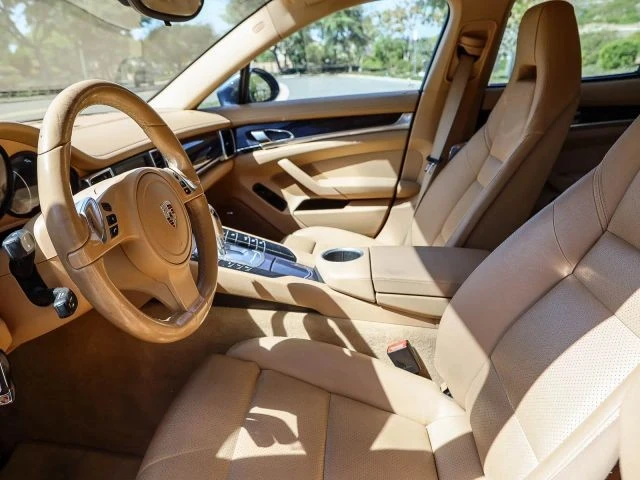 2012 Porsche 970 Panamera - Image 27 of 31