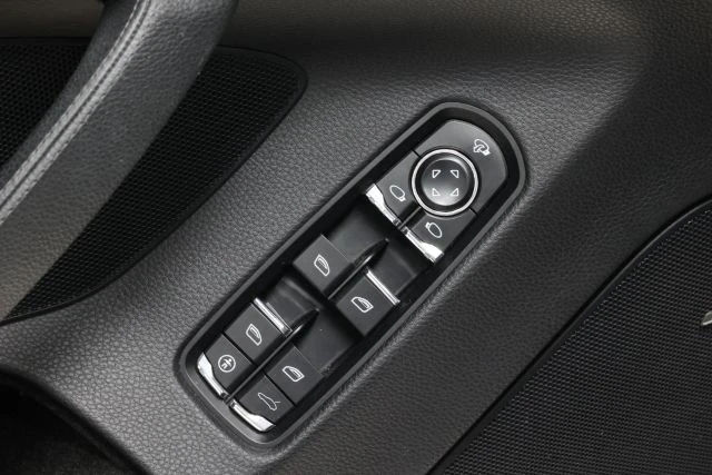 2012 Porsche 970 Panamera - Image 11 of 12