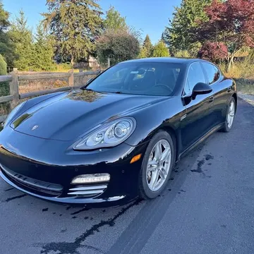 2012 Porsche Panamera 4 Sport Turismo Sedan 4D