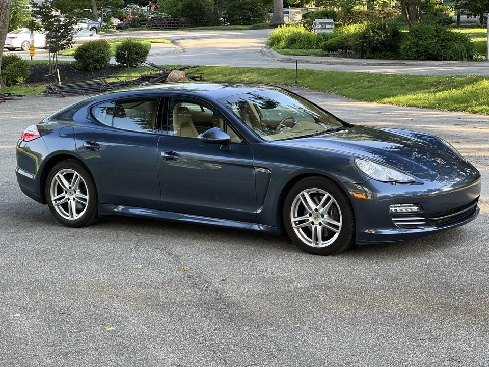 2012 Porsche 970 Panamera - Image 16 of 31