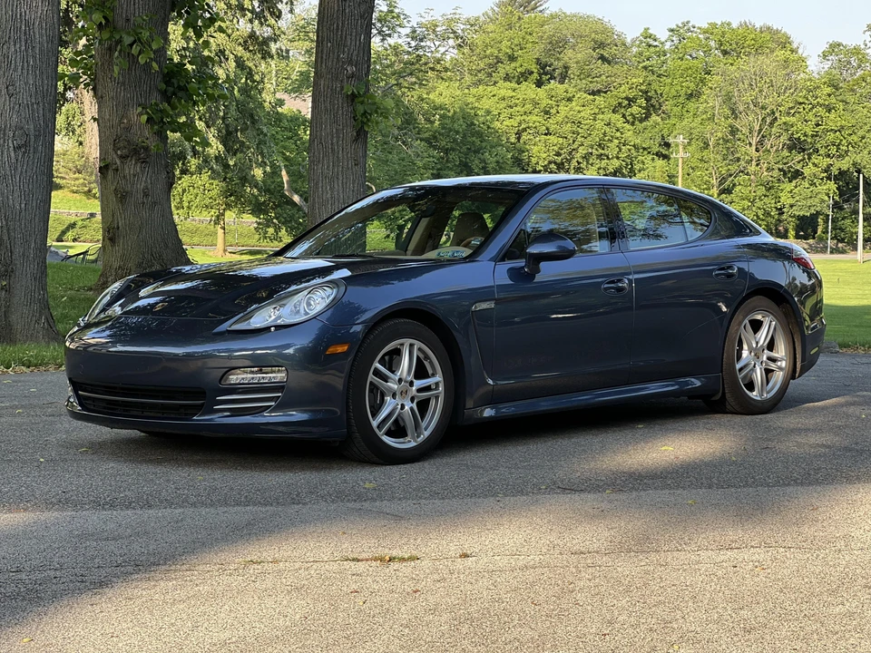2012 Porsche 970 Panamera - Image 8 of 31