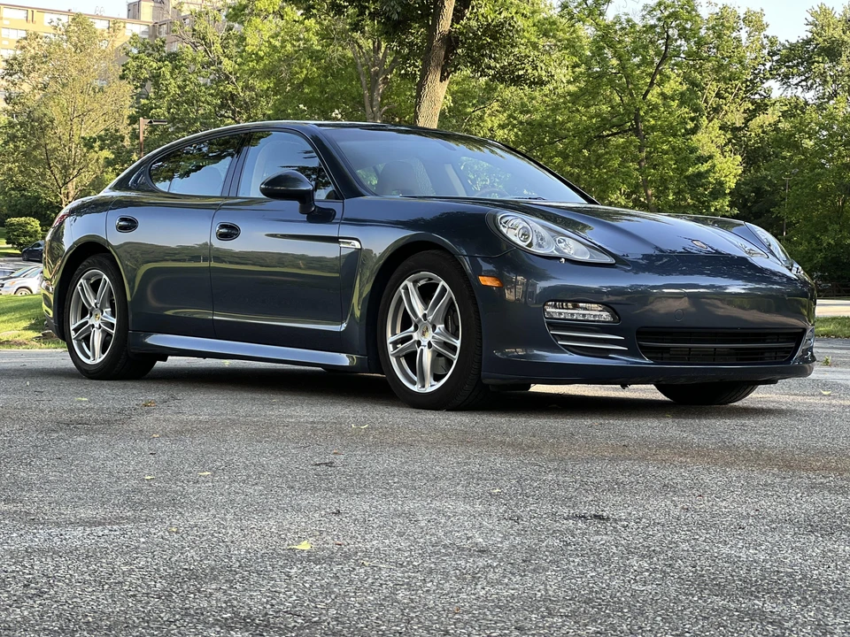 2012 Porsche 970 Panamera - Image 17 of 31