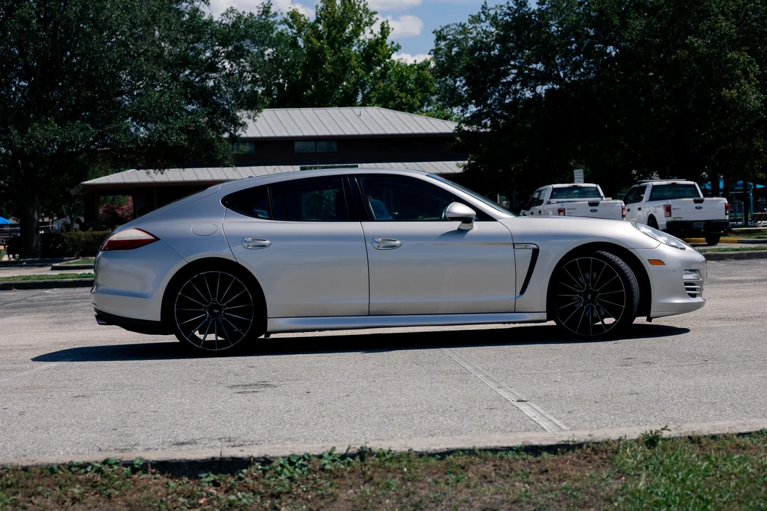 2012 Porsche 970 Panamera - Image 7 of 31