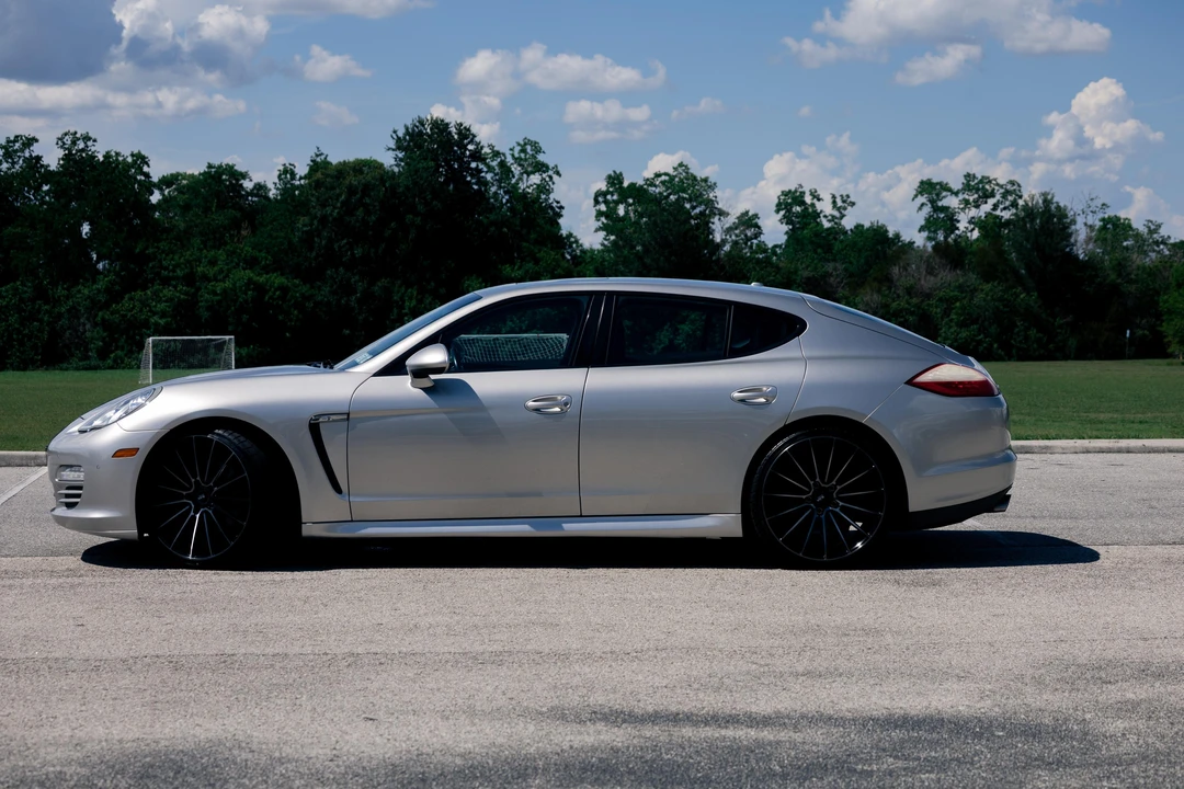 2012 Porsche 970 Panamera - Image 3 of 31
