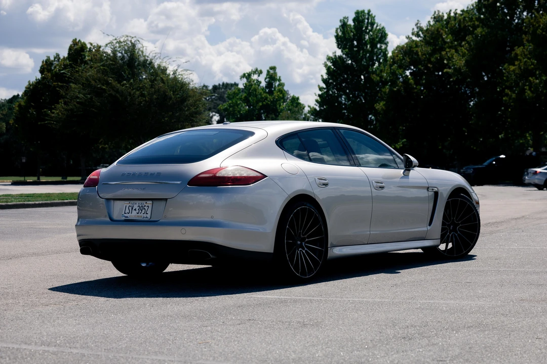 2012 Porsche 970 Panamera - Image 4 of 31