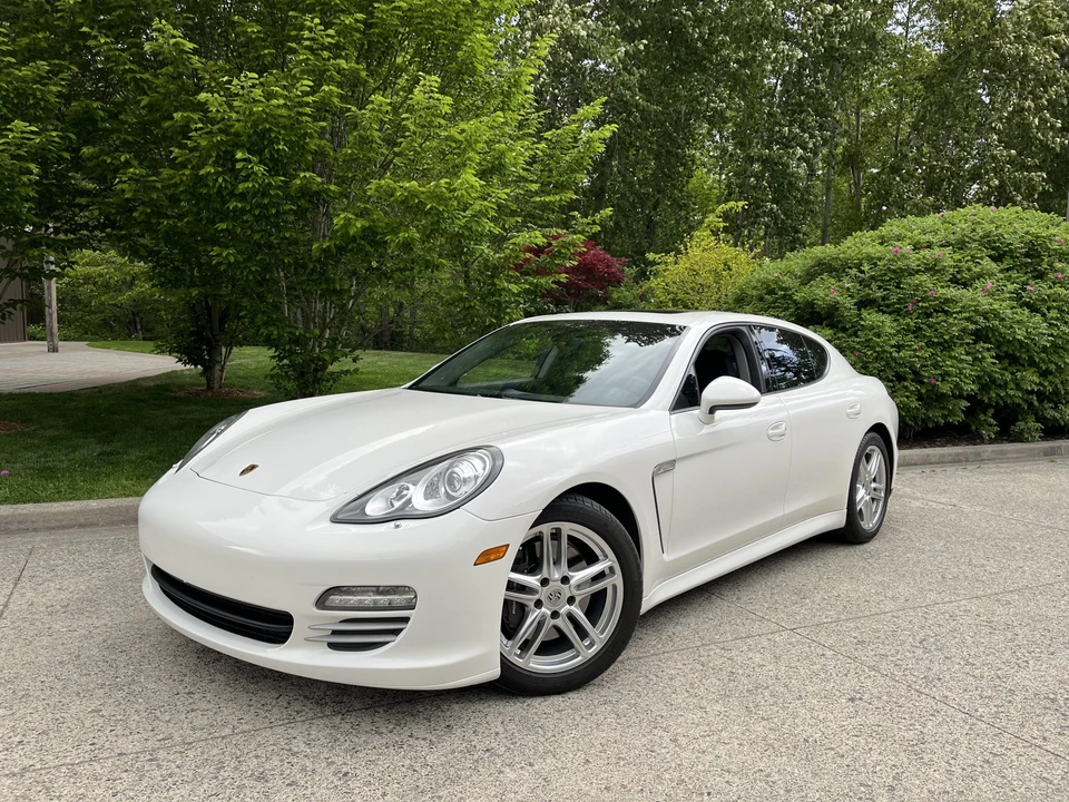 2012 Porsche 970 Panamera - Image 9 of 31