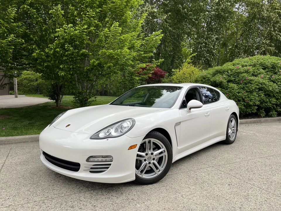 2012 Porsche 970 Panamera - Image 10 of 31