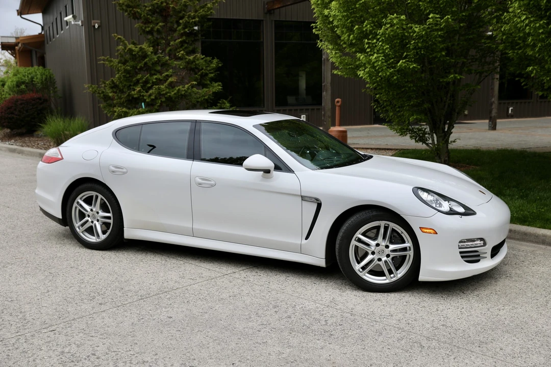 2012 Porsche 970 Panamera - Image 29 of 31