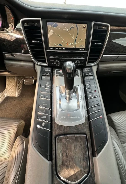 2012 Porsche 970 Panamera 4S - Image 5 of 7