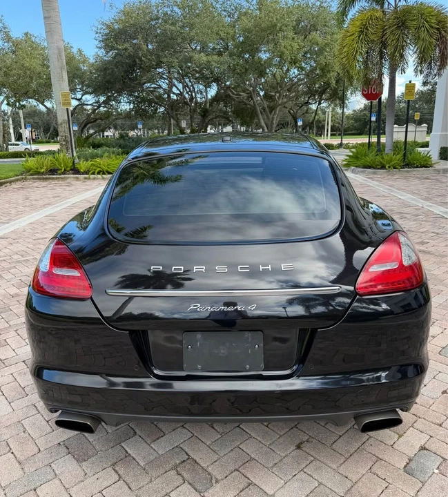 2012 Porsche 970 Panamera 4S - Image 5 of 15