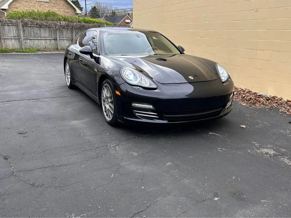 2012 Porsche 970 Panamera 4S - Image 4 of 9