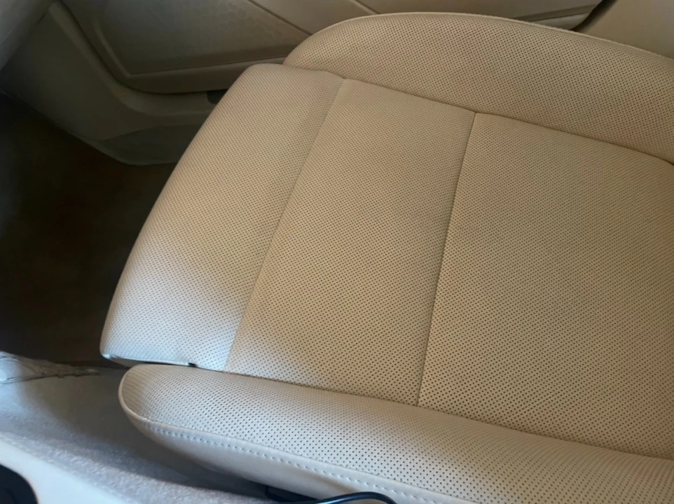 2012 Porsche 970 Panamera 4S - Image 7 of 9