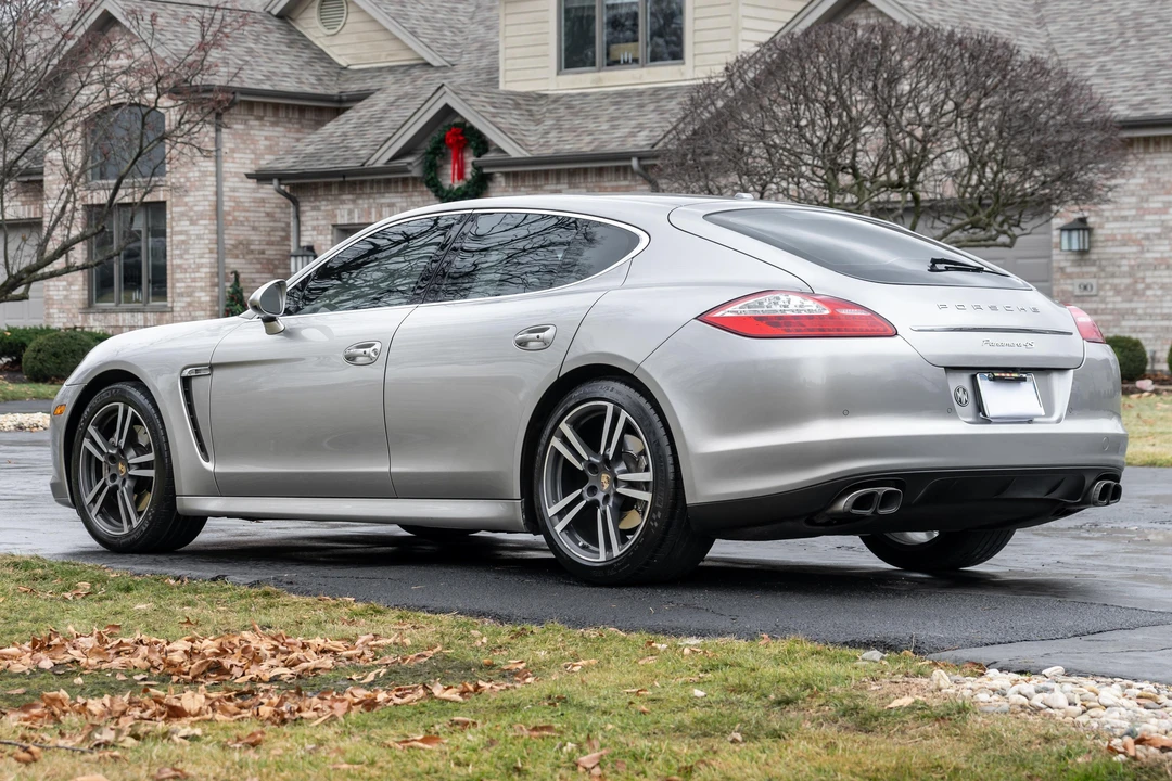 2012 Porsche 970 Panamera 4S - Image 7 of 31