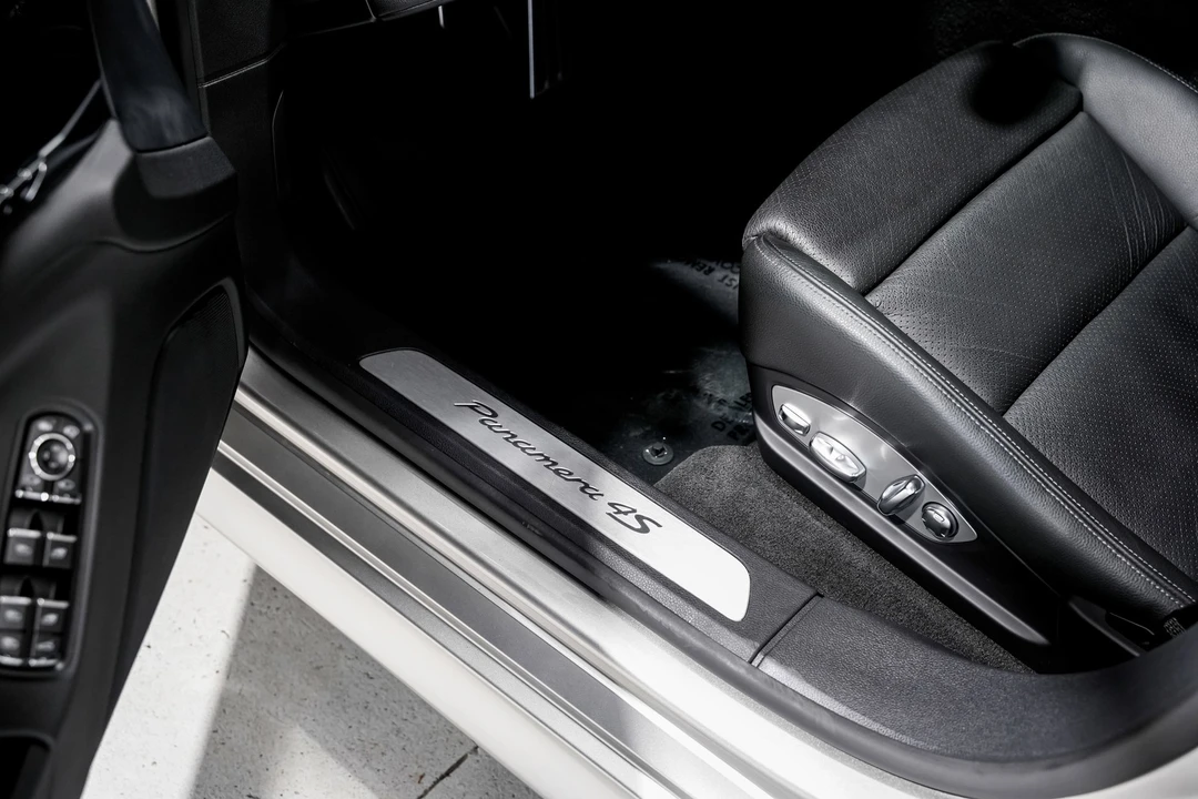 2012 Porsche 970 Panamera 4S - Image 18 of 21