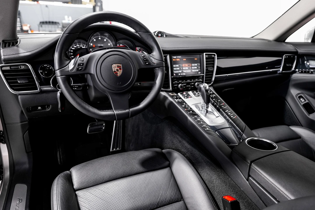 2012 Porsche 970 Panamera 4S - Image 9 of 21