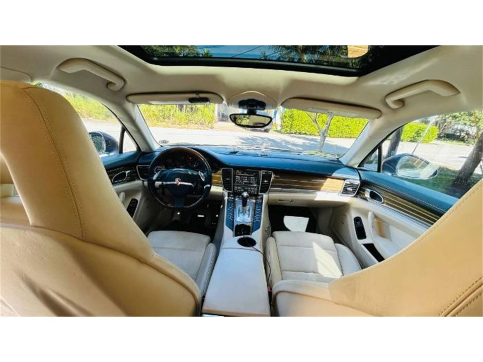 2012 Porsche Panamera - Image 6 of 11