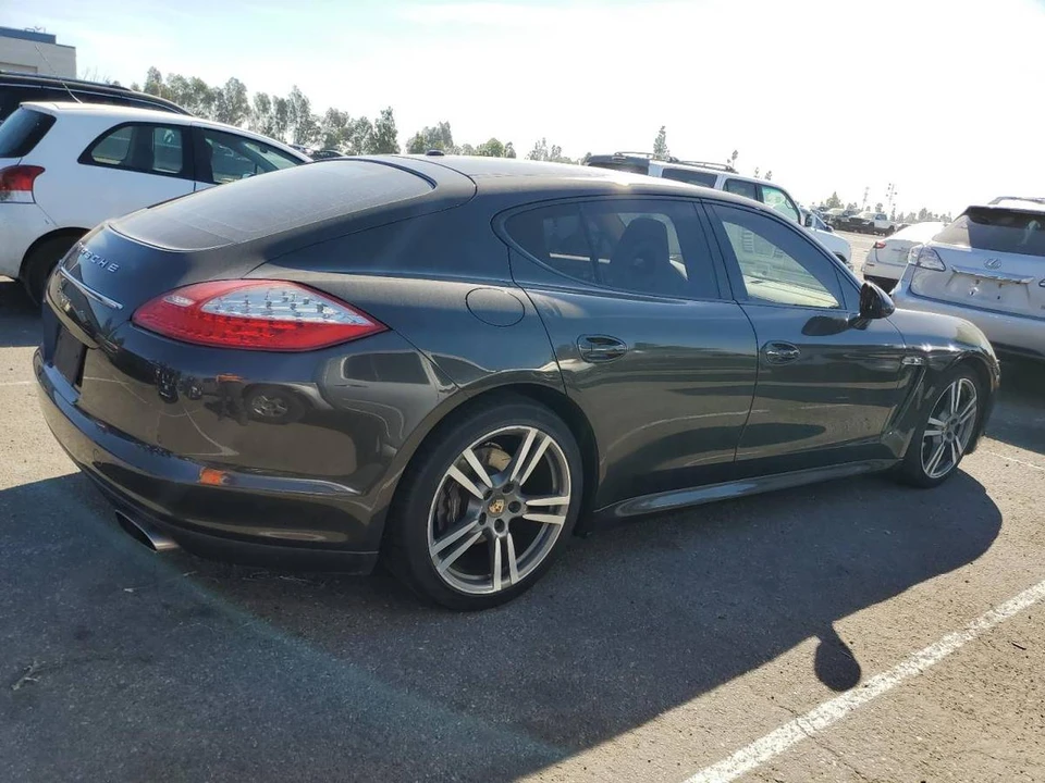 2012 Porsche 970 Panamera S - Image 6 of 6